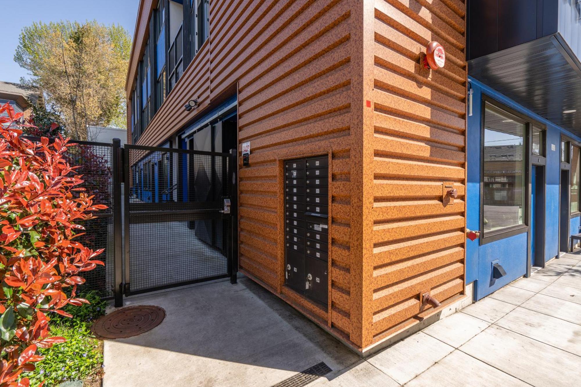 Sunny Studio Apartment - Food Carts, Coffee & Bars Portland Bagian luar foto